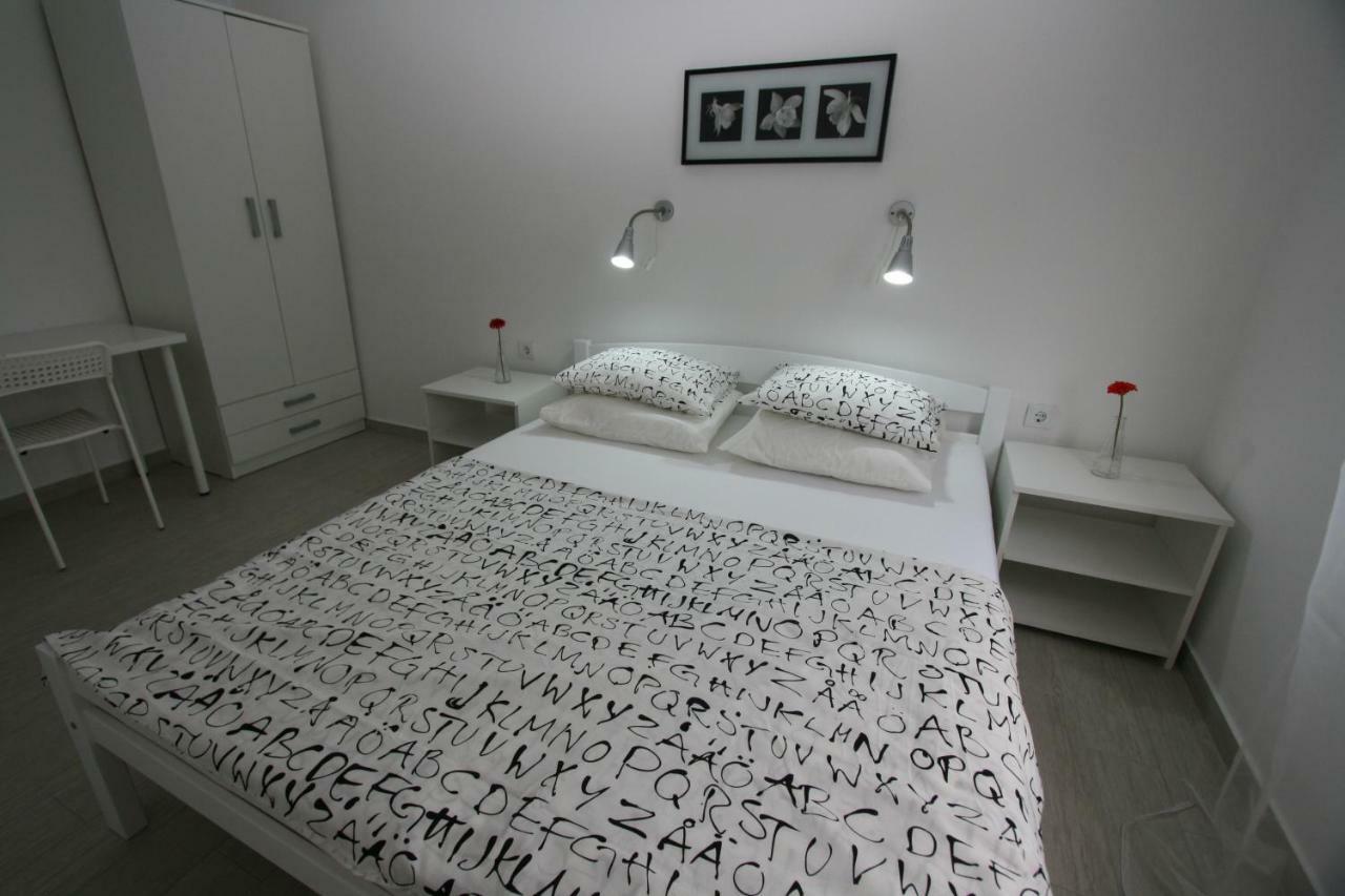 Apartmani Popovic 宁 外观 照片